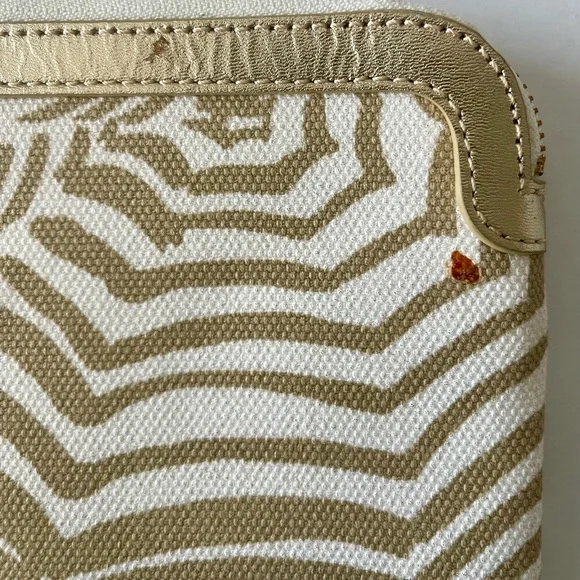 Lilly Pulitzer Gold Metallic "Oh Cabana Boy" Southside
Clutch New Without Tags - Picture 8 of 8